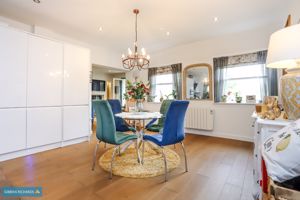 Dining Room- click for photo gallery